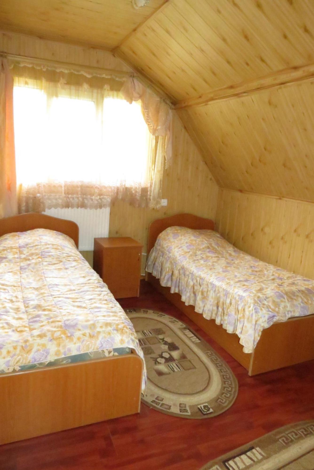 Bilyy Kamin Guest House Tatariv Room photo