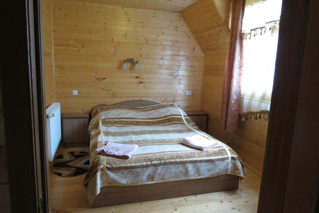 Bilyy Kamin Guest House Tatariv Exterior photo